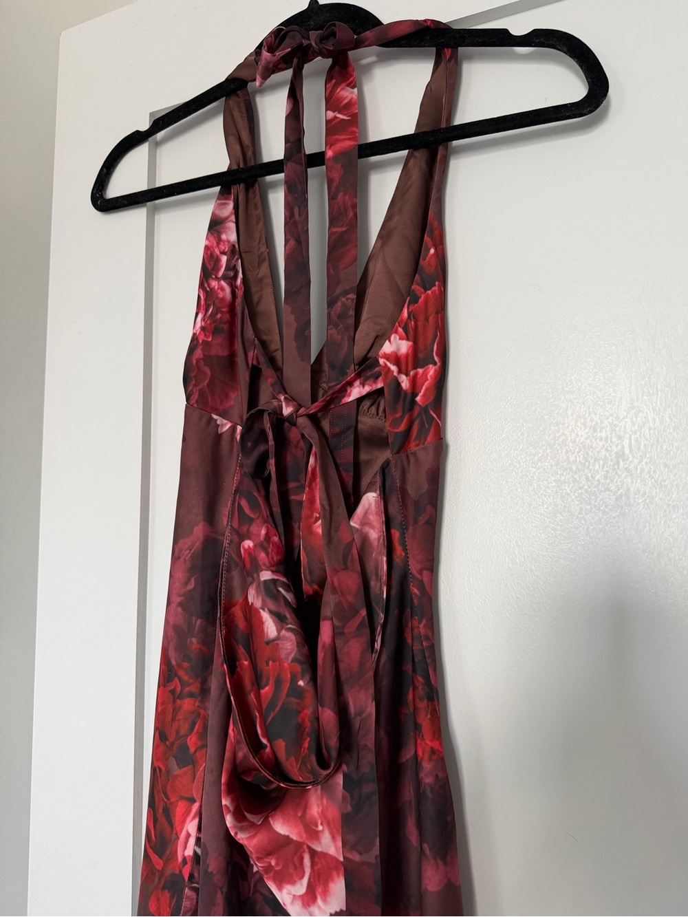 Meshki Burgundy and Red Floral Mini Dress - Picture 3 of 5